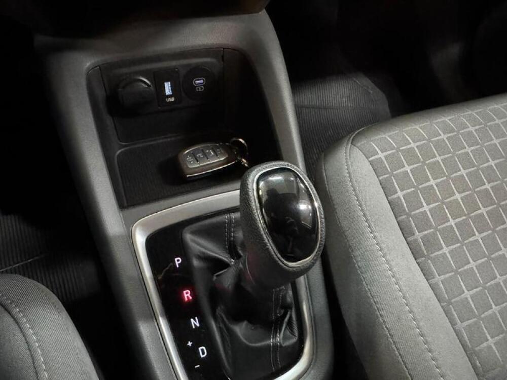 Hyundai HB20 S
