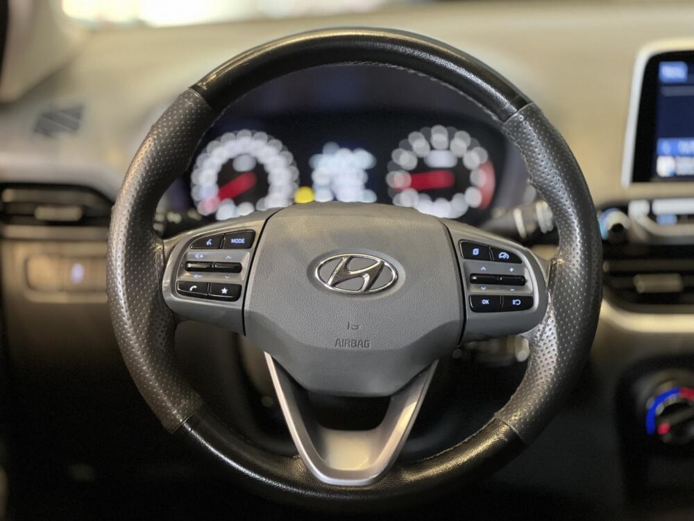 Hyundai HB20 S