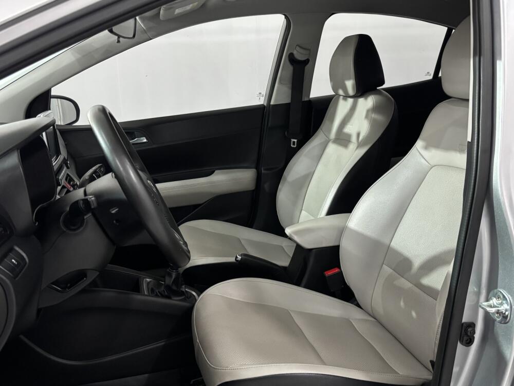 Hyundai HB20 S