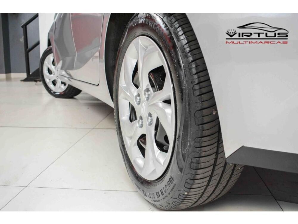 Hyundai HB20 S