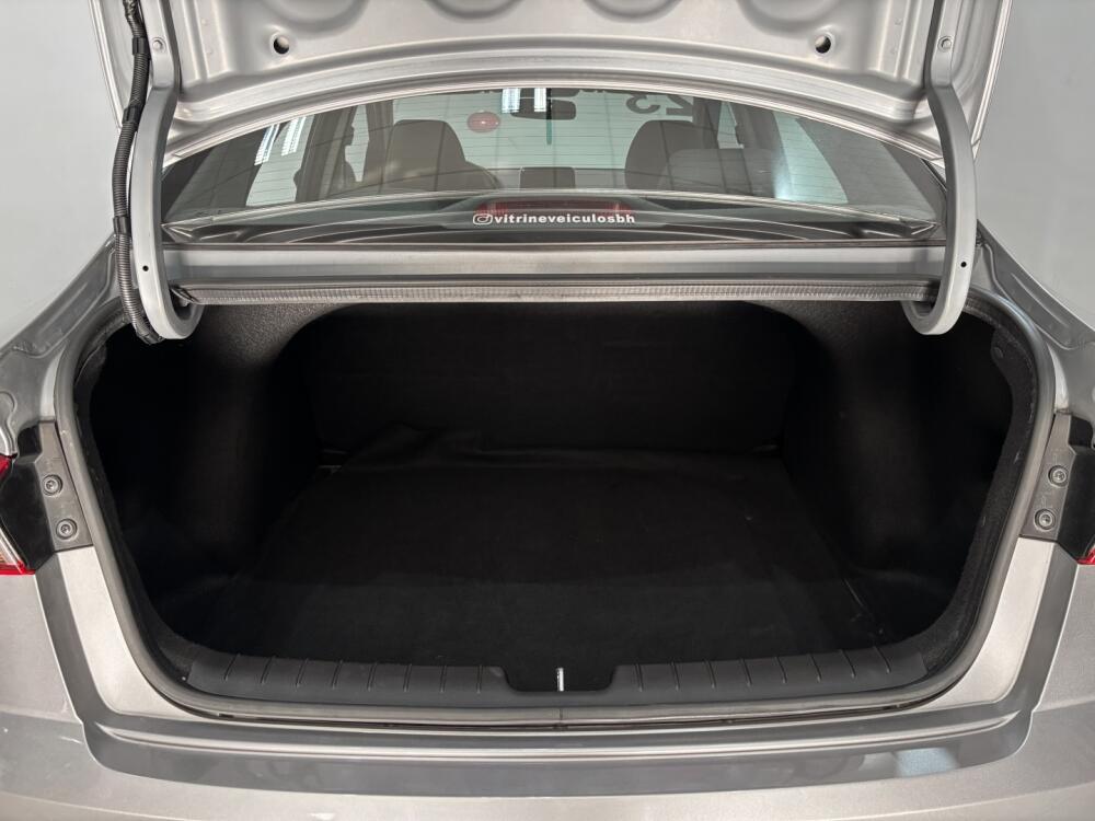 Hyundai HB20 S