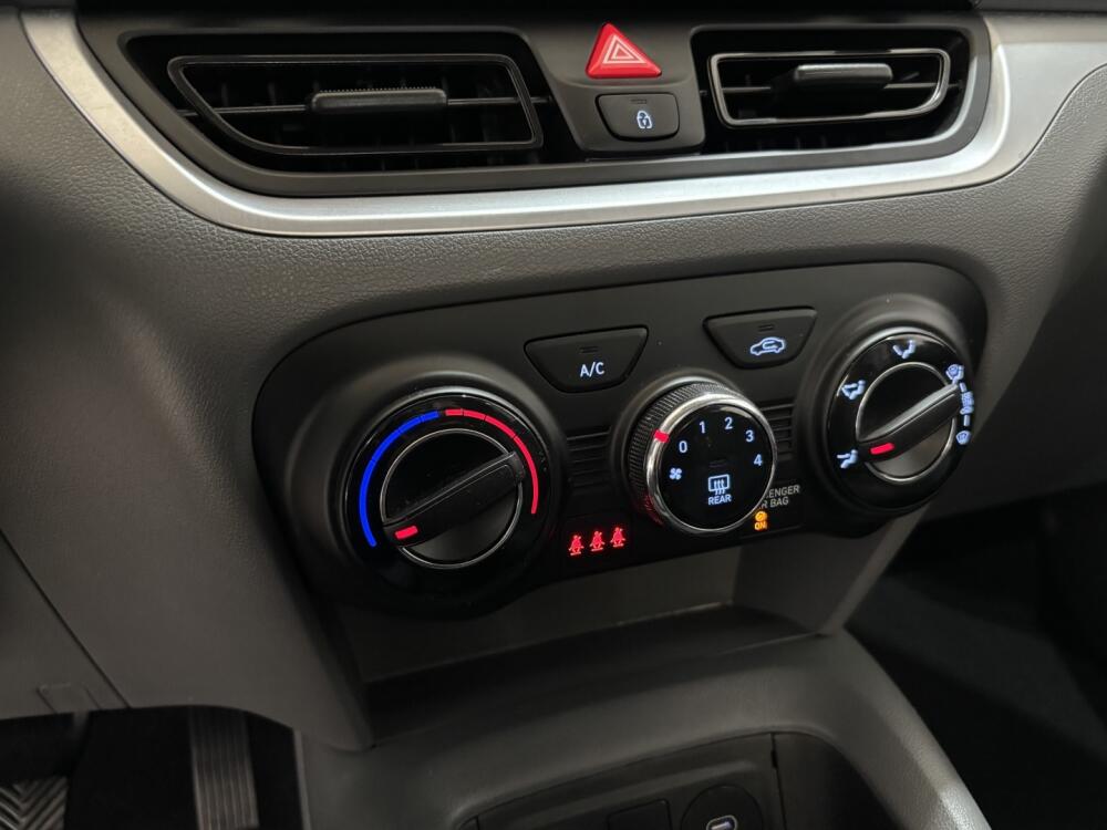 Hyundai HB20 S