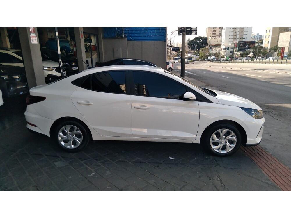 Hyundai HB20 S