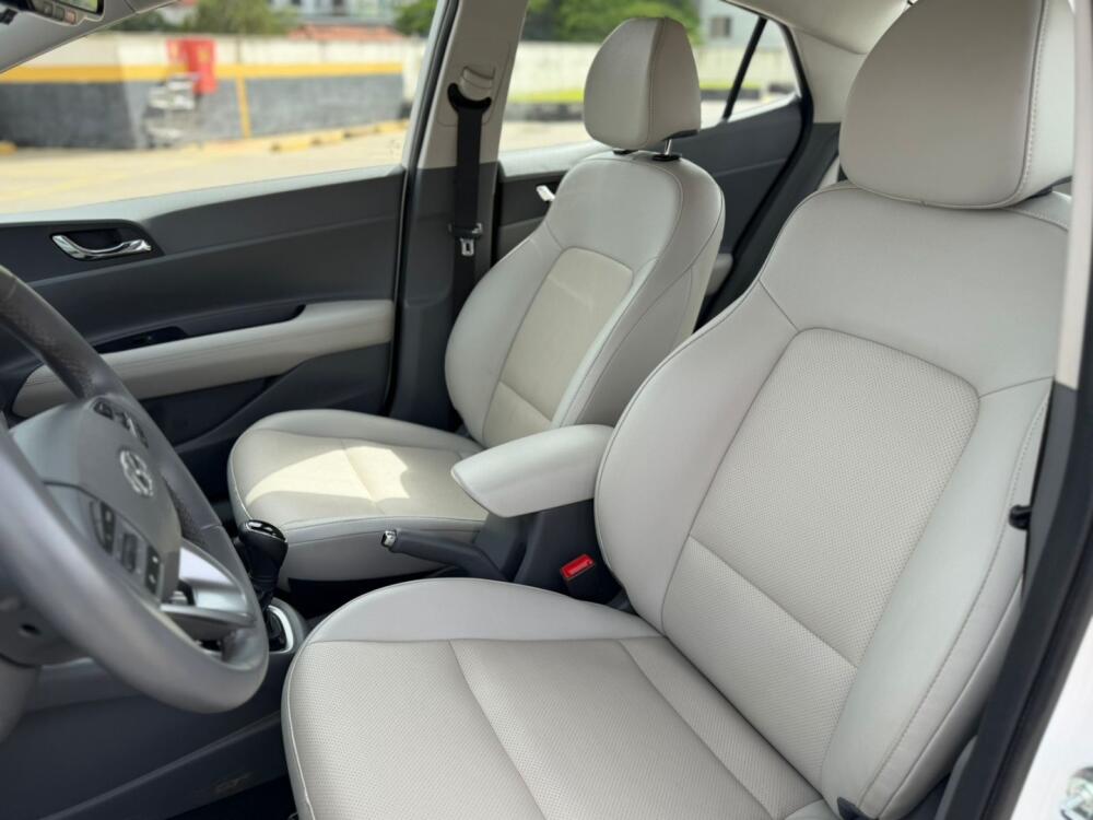 Hyundai HB20 S