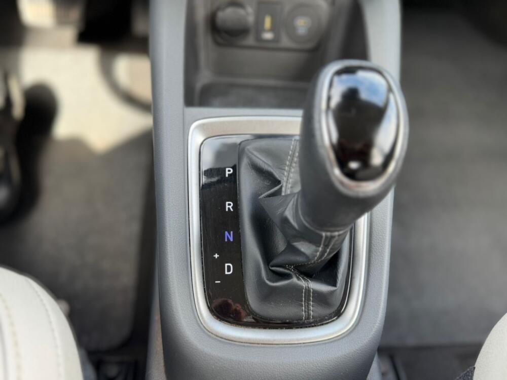 Hyundai HB20 S