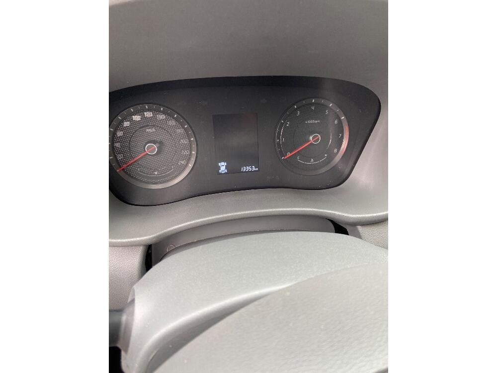 Hyundai HB20 S