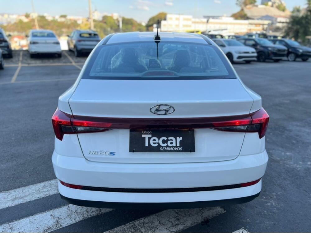 Hyundai HB20 S
