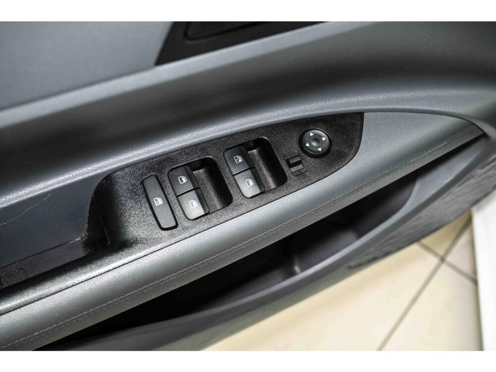 Hyundai HB20 S