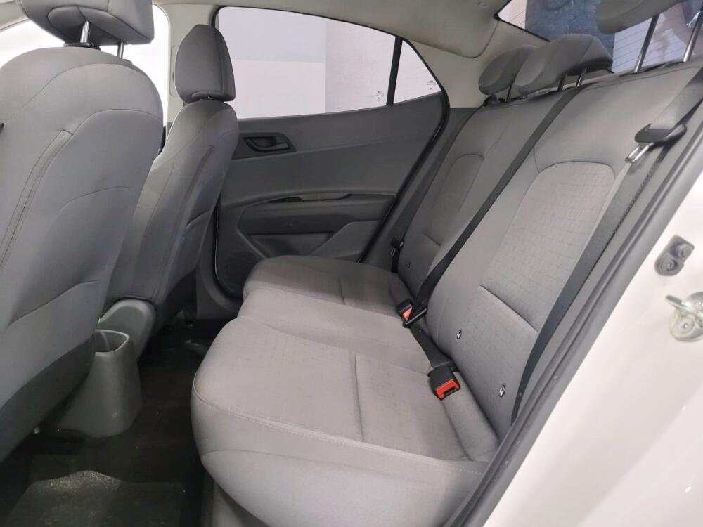 Hyundai HB20 S
