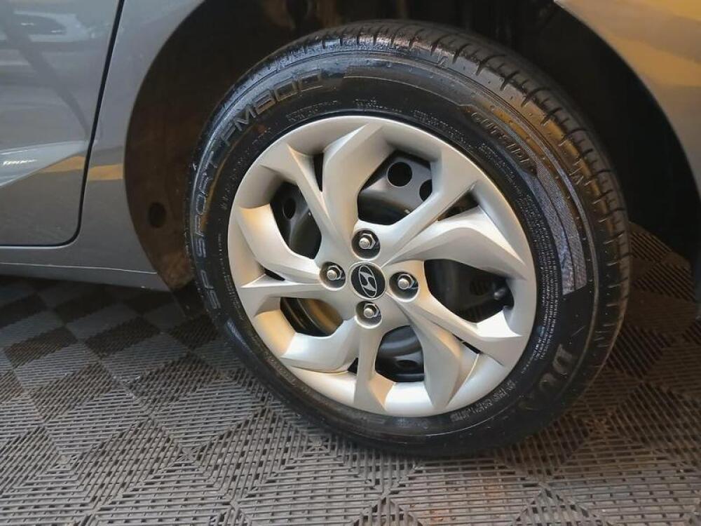 Hyundai HB20 S