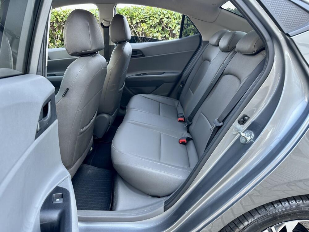Hyundai HB20 S