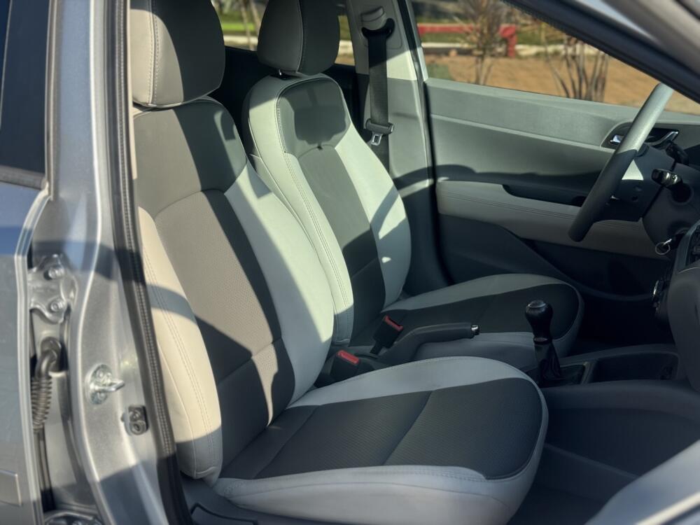 Hyundai HB20 S