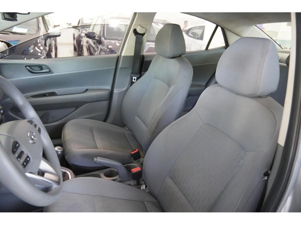 Hyundai HB20 S