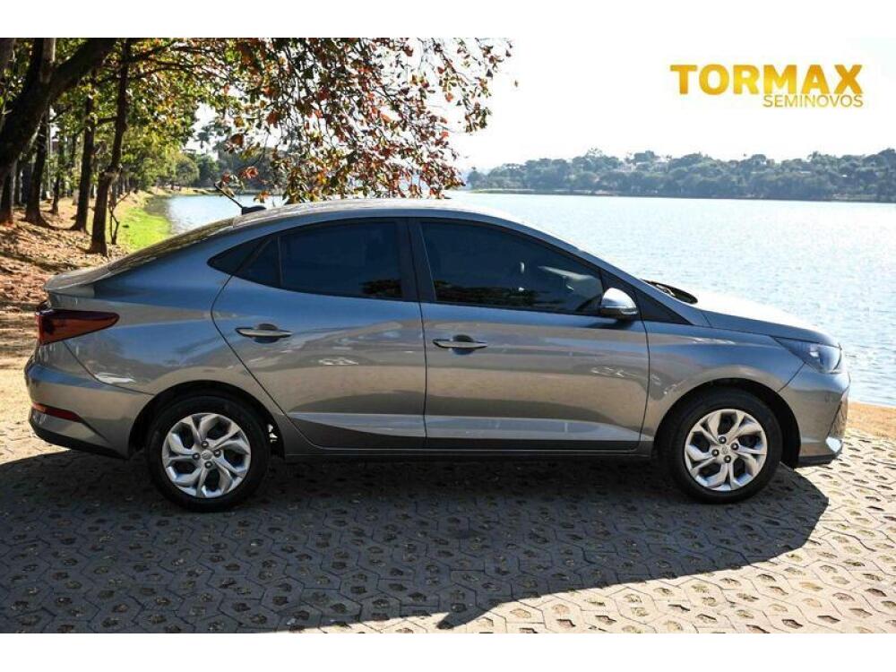 Hyundai HB20 S