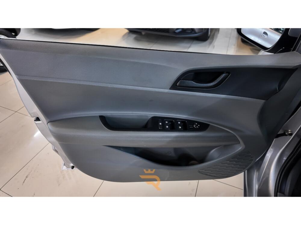 Hyundai HB20 S