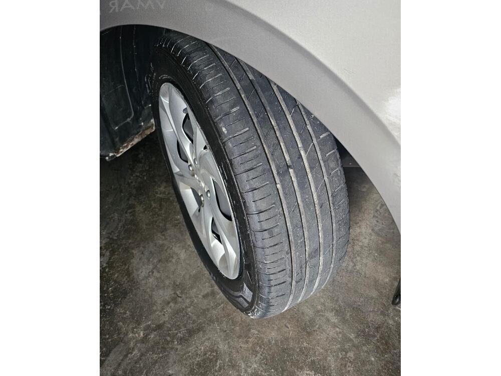 Hyundai HB20 S