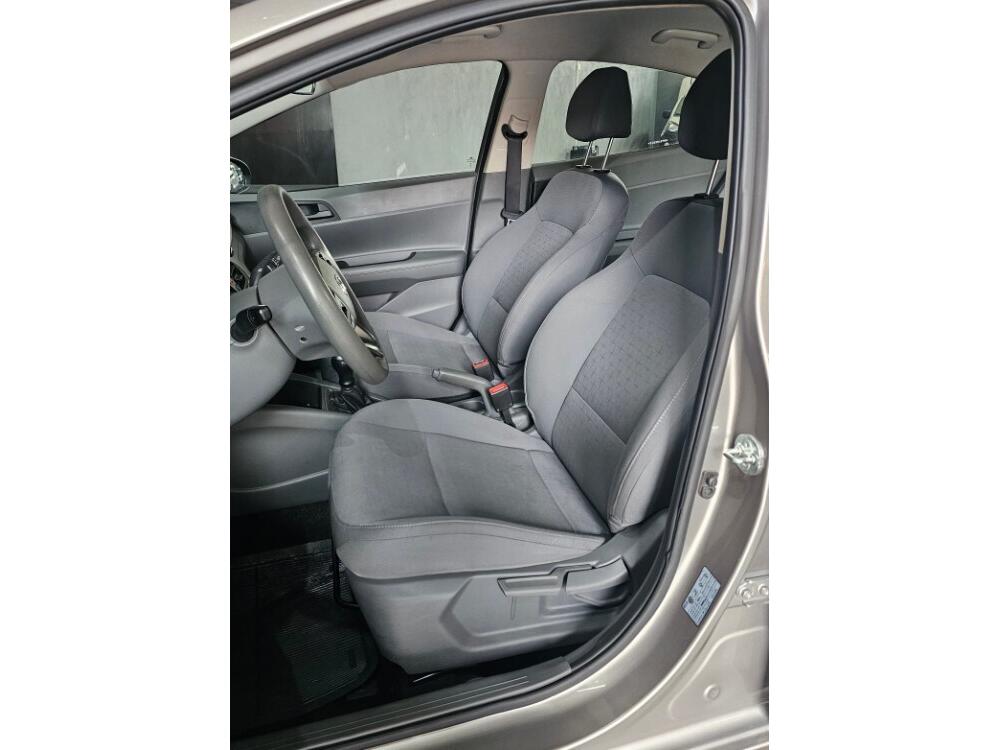 Hyundai HB20 S