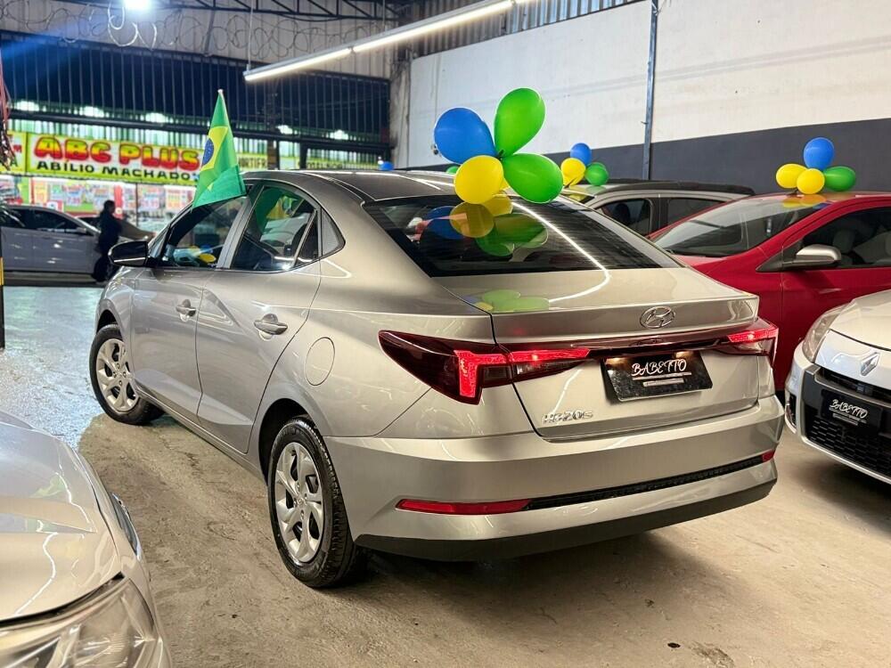 Hyundai HB20 S