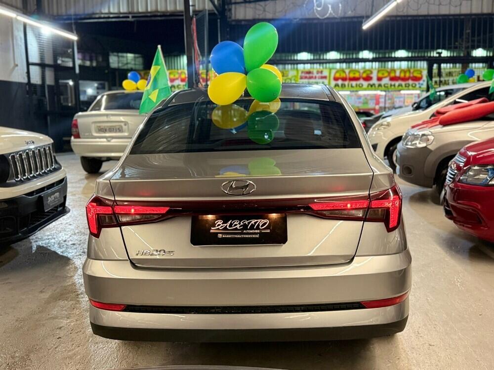 Hyundai HB20 S