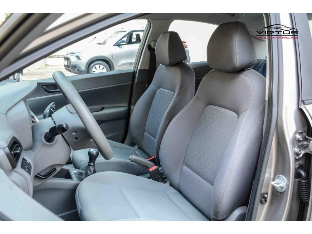 Hyundai HB20 S