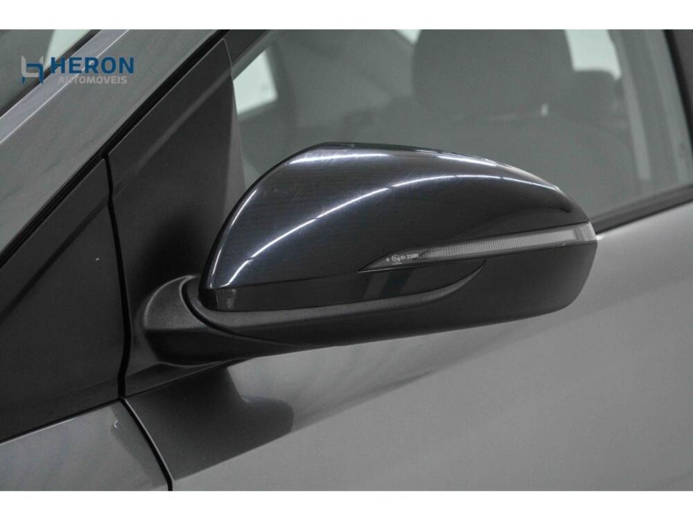 Hyundai HB20 S