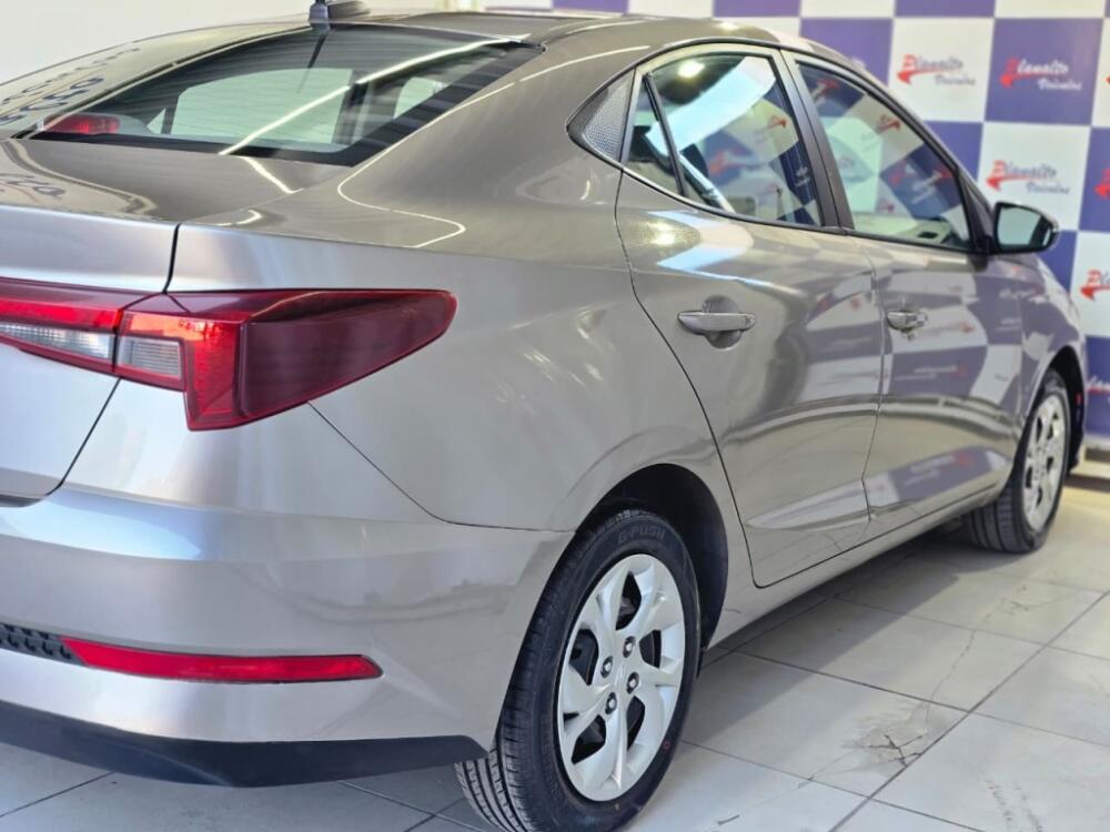 Hyundai HB20 S