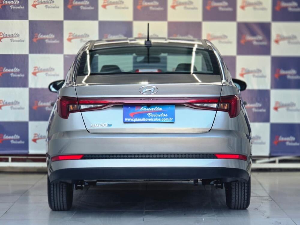 Hyundai HB20 S