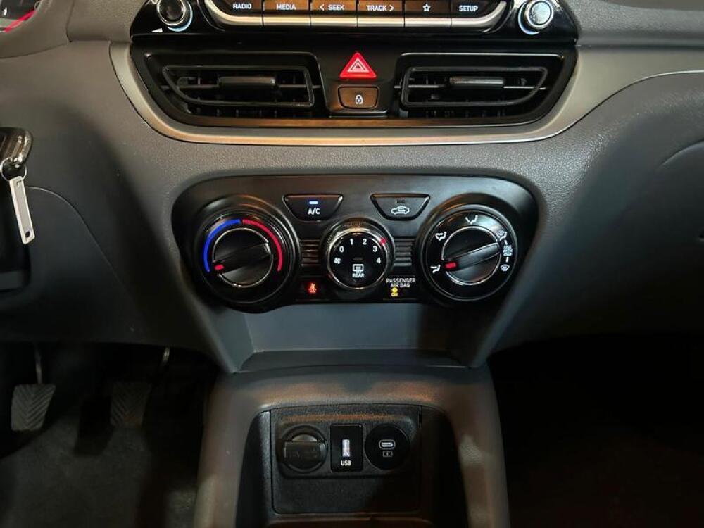 Hyundai HB20 S
