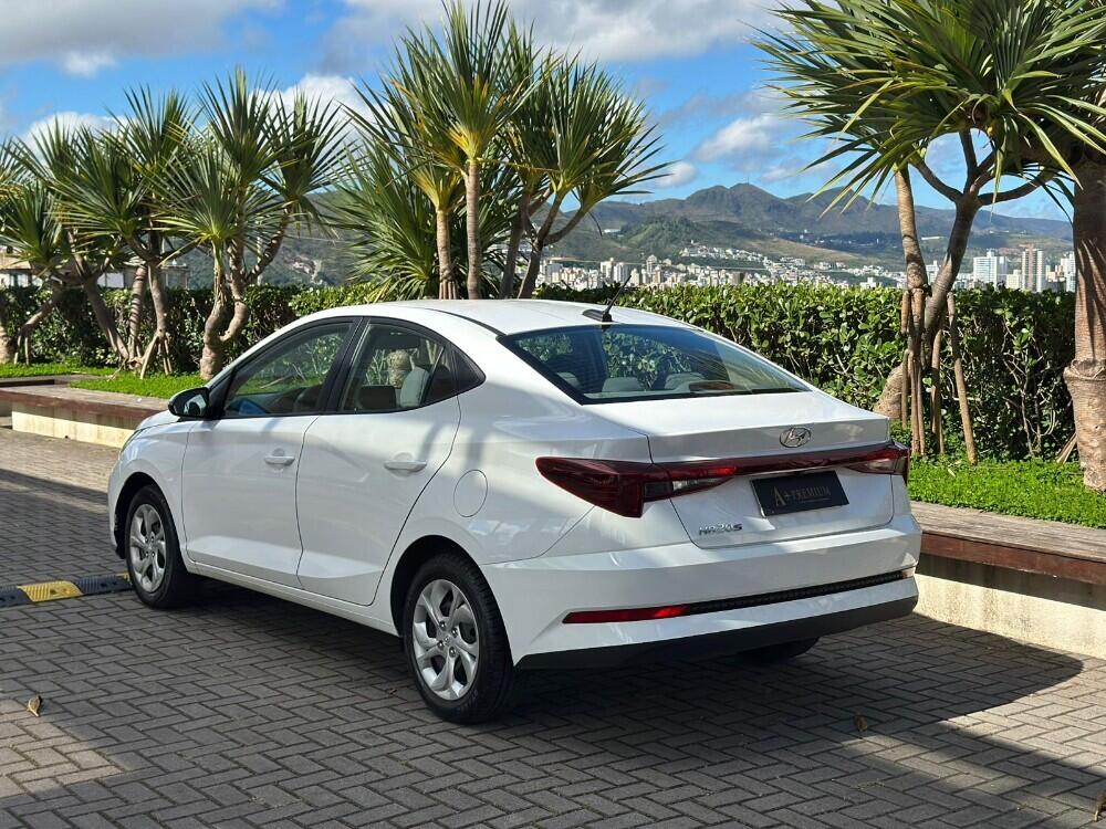 Hyundai HB20 S