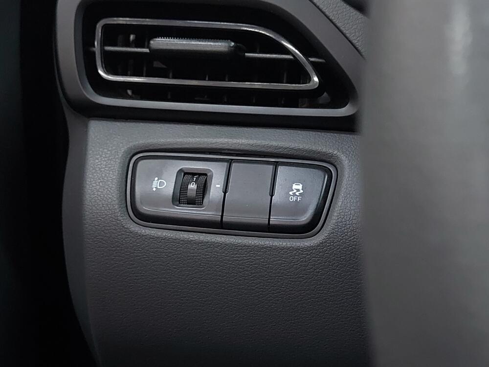 Hyundai HB20 S