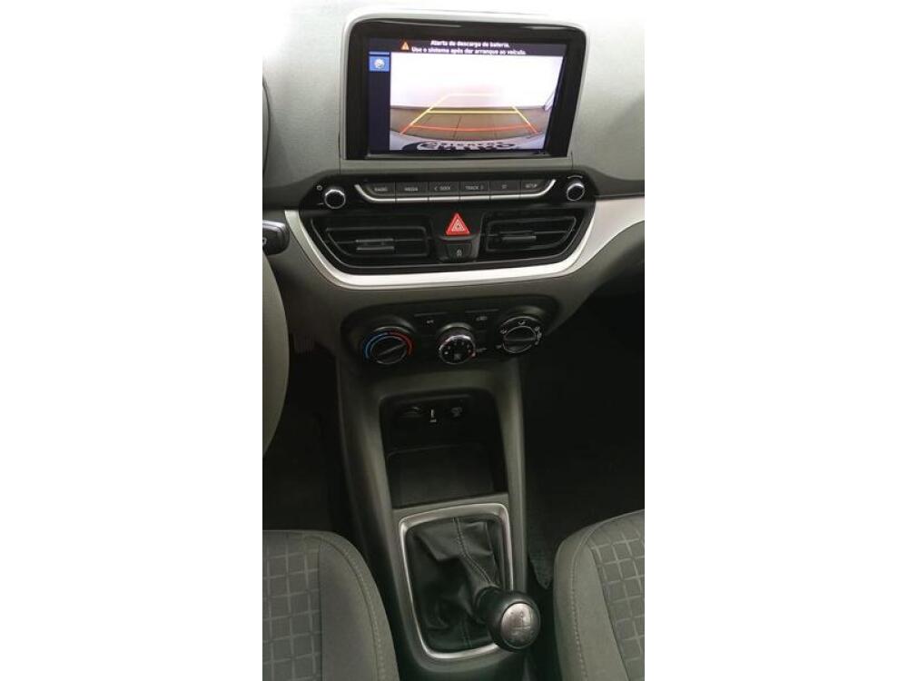 Hyundai HB20 S