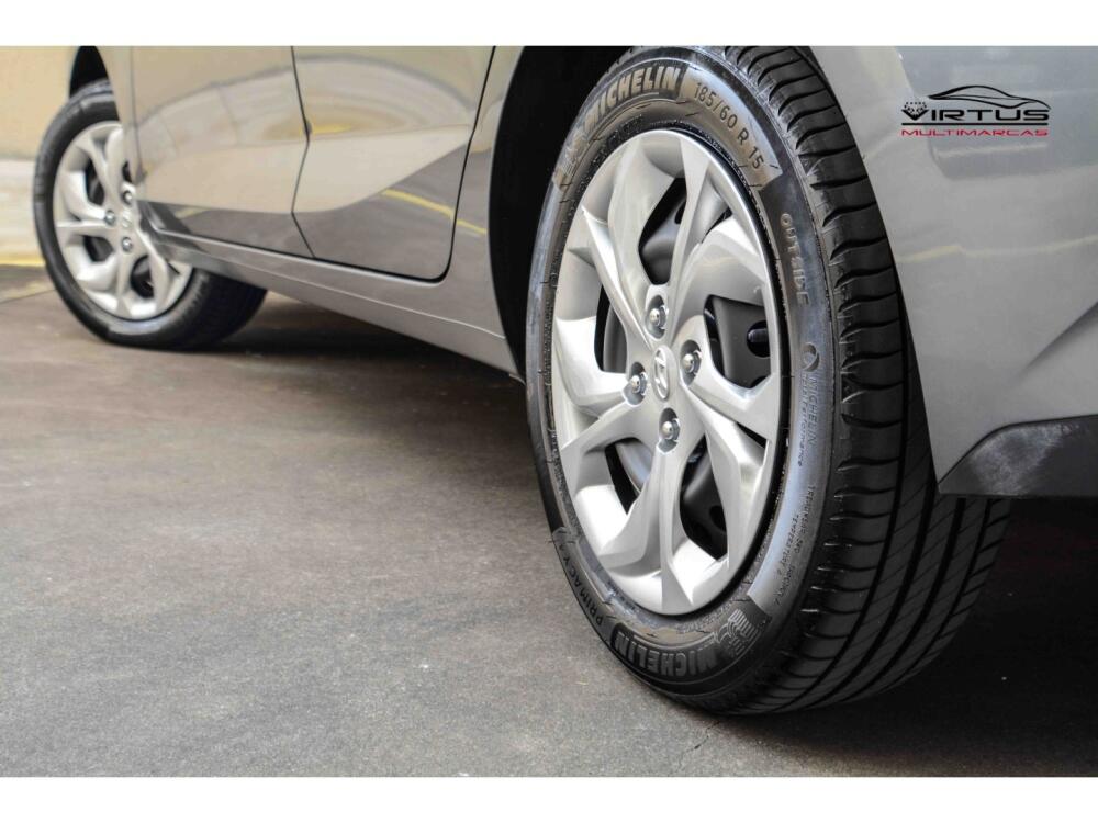 Hyundai HB20 S