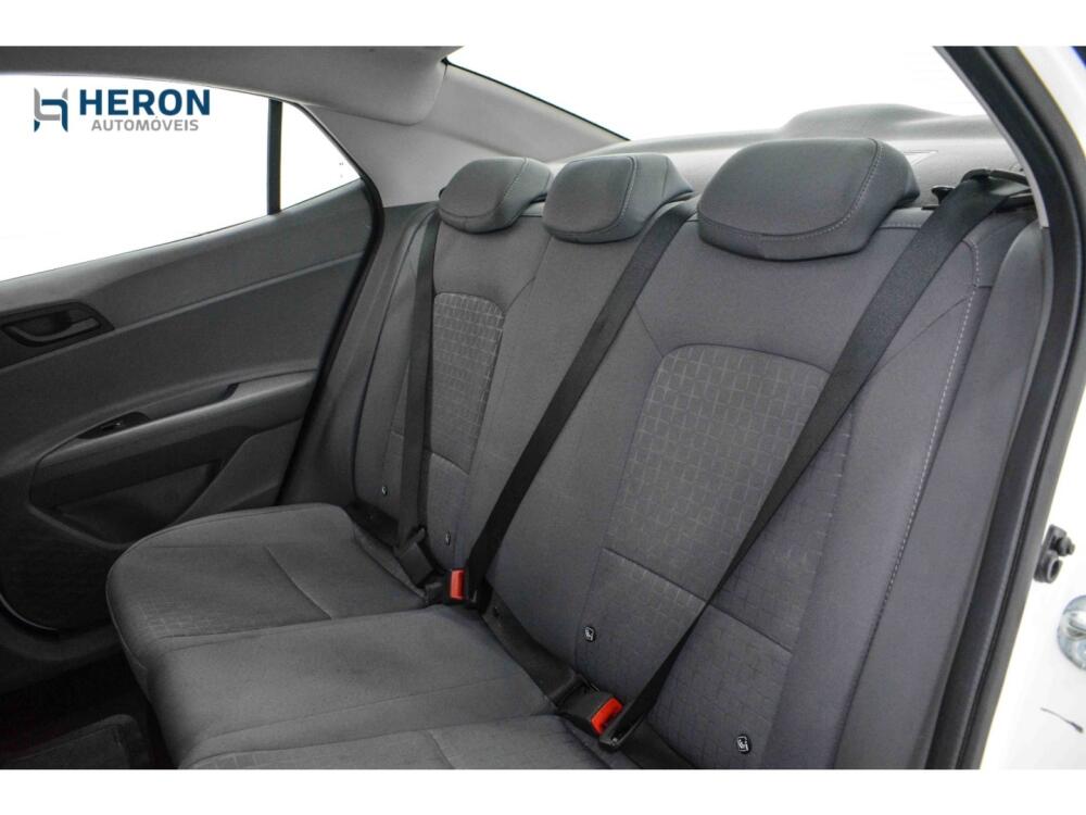 Hyundai HB20 S