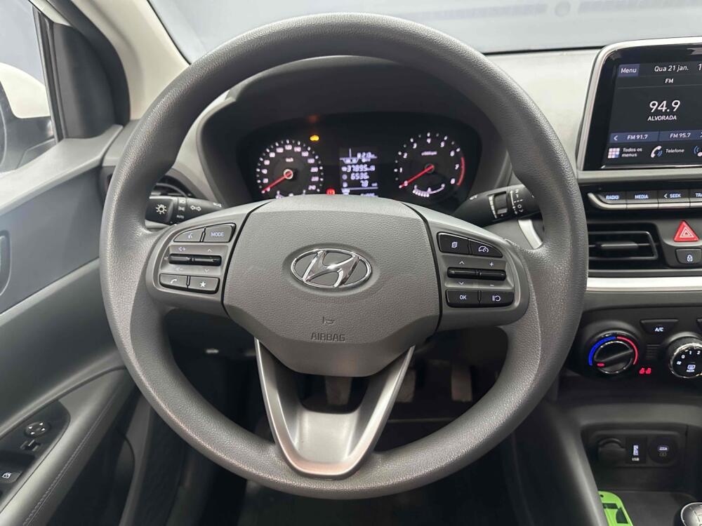 Hyundai HB20 S