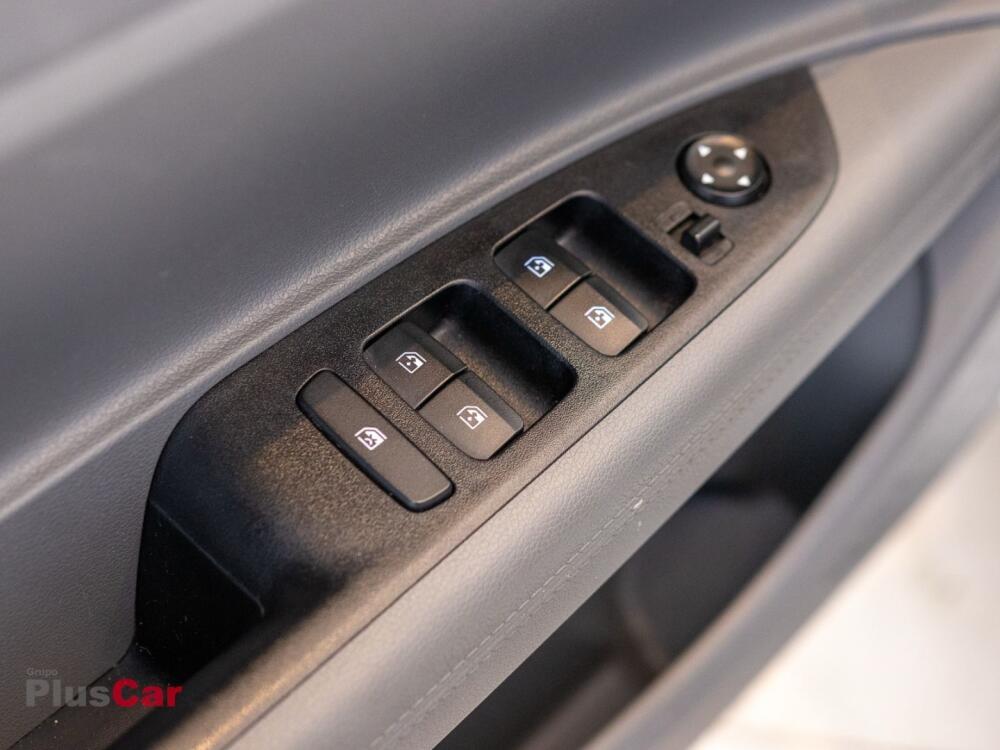 Hyundai HB20 S