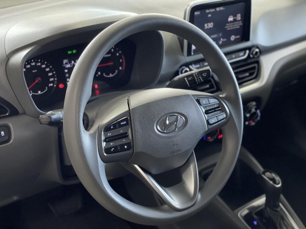 Hyundai HB20 S