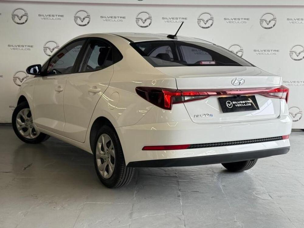 Hyundai HB20 S