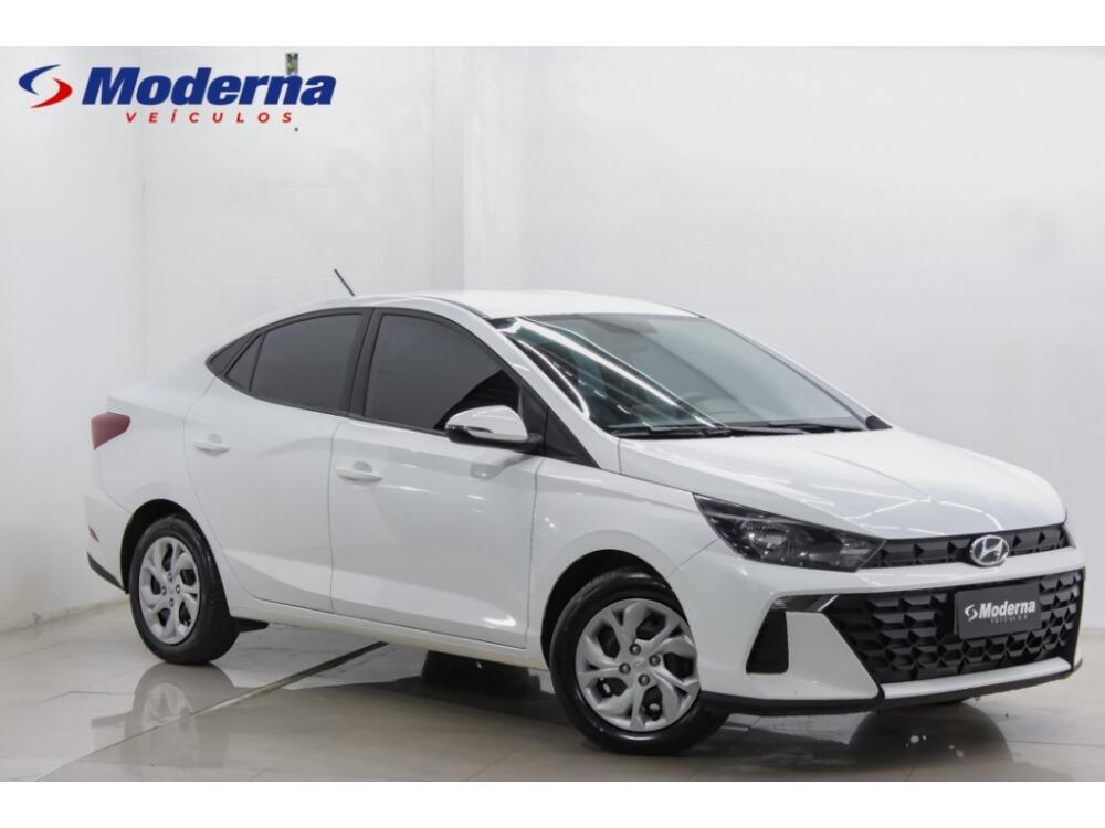 Hyundai HB20 S