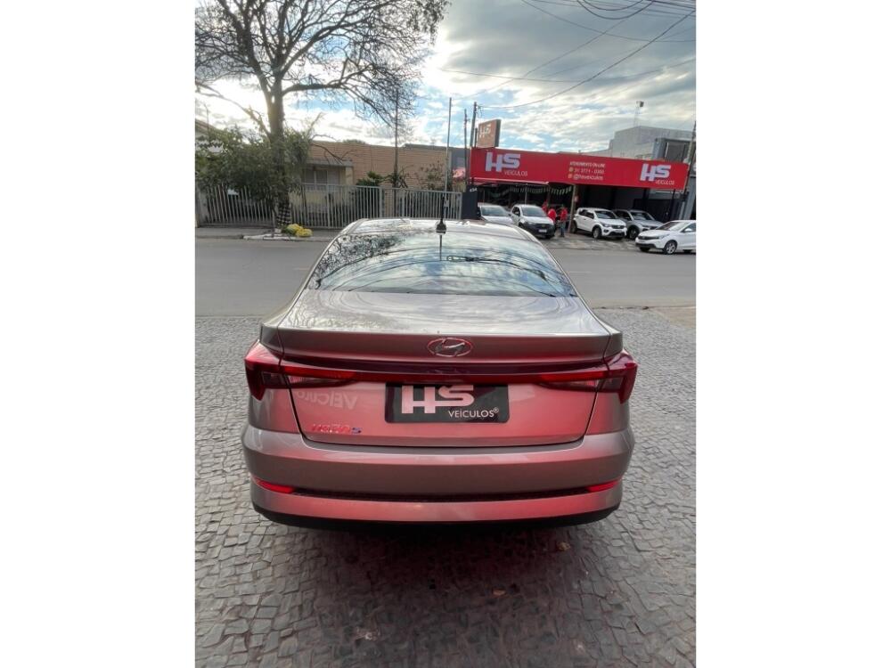 Hyundai HB20 S
