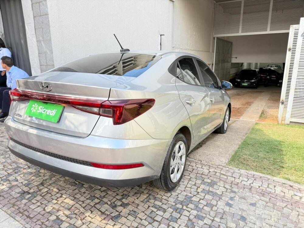 Hyundai HB20 S