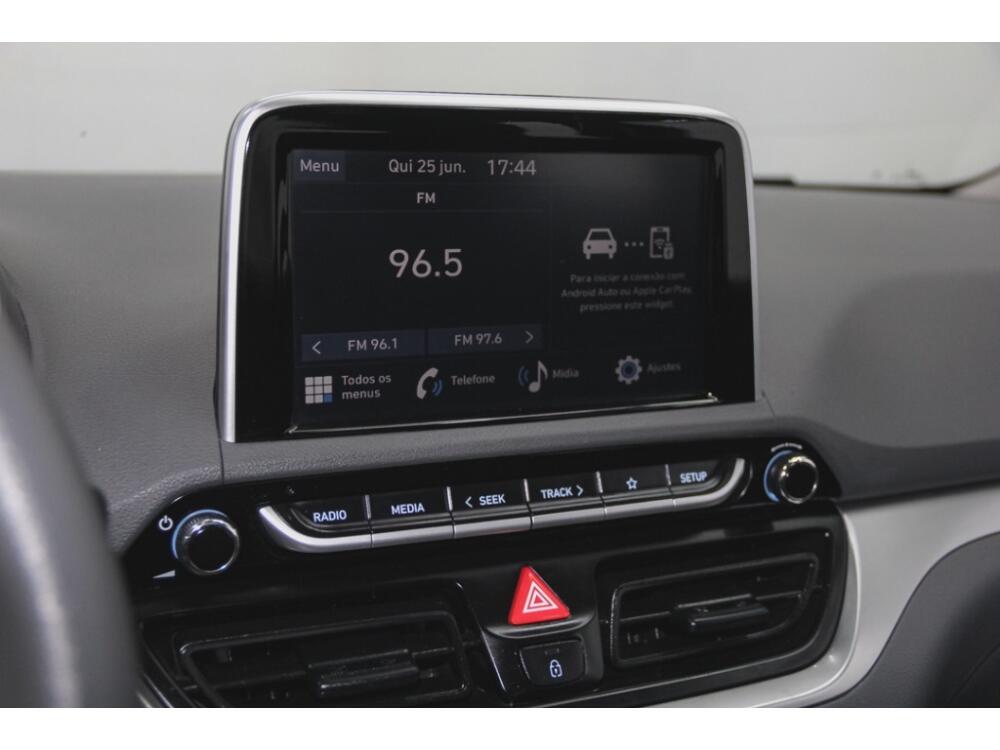 Hyundai HB20 S