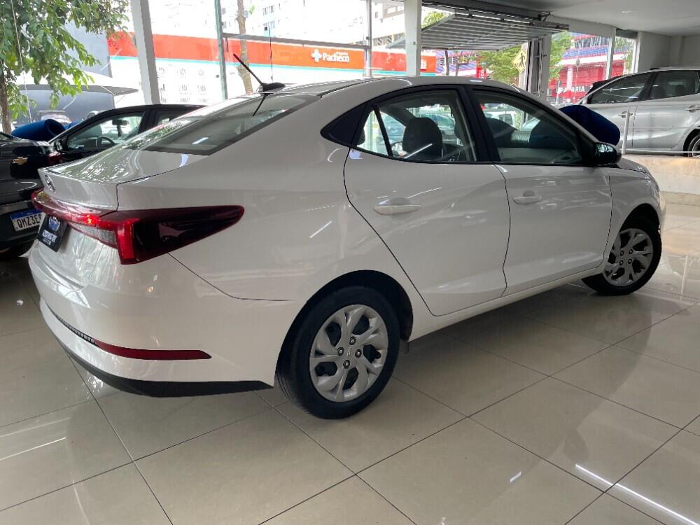 Hyundai HB20 S
