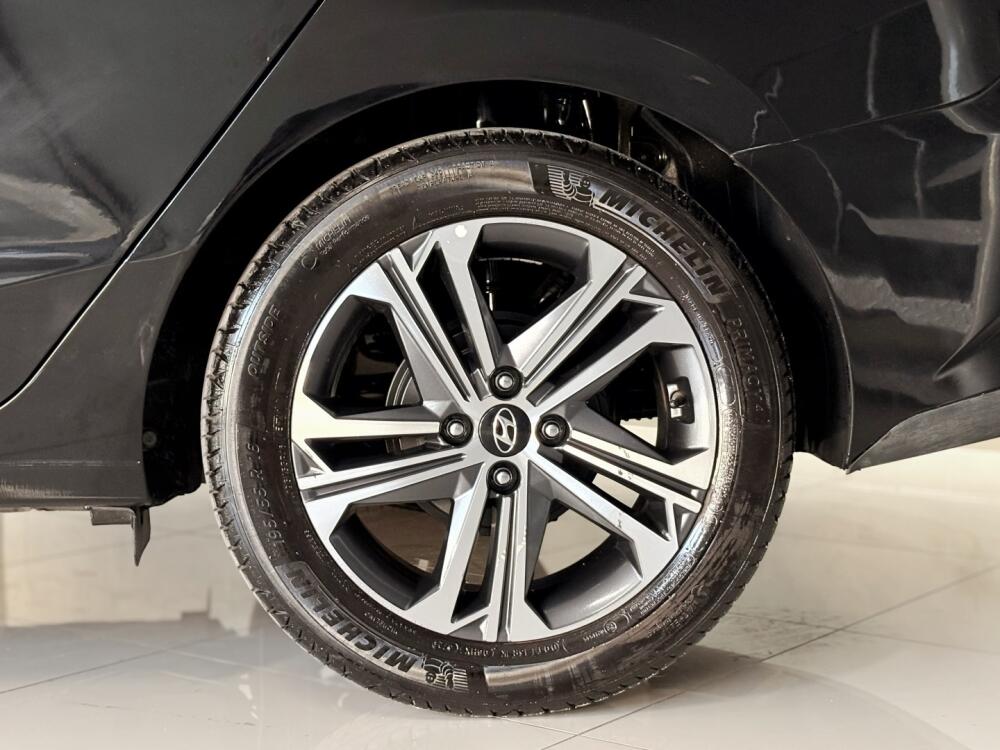 Hyundai HB20 S