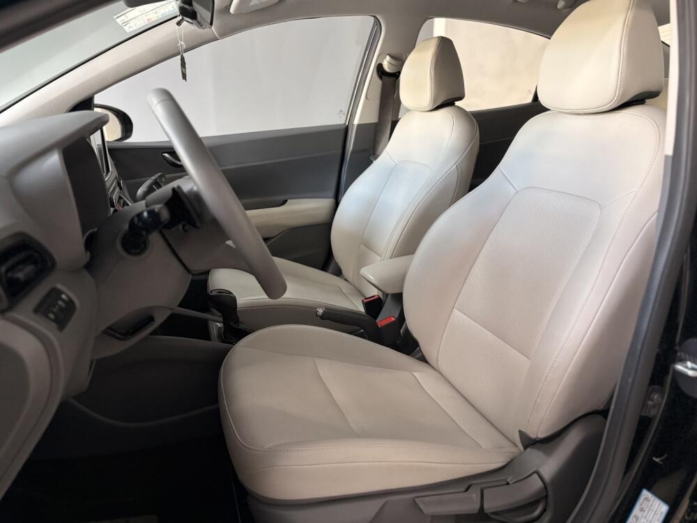 Hyundai HB20 S