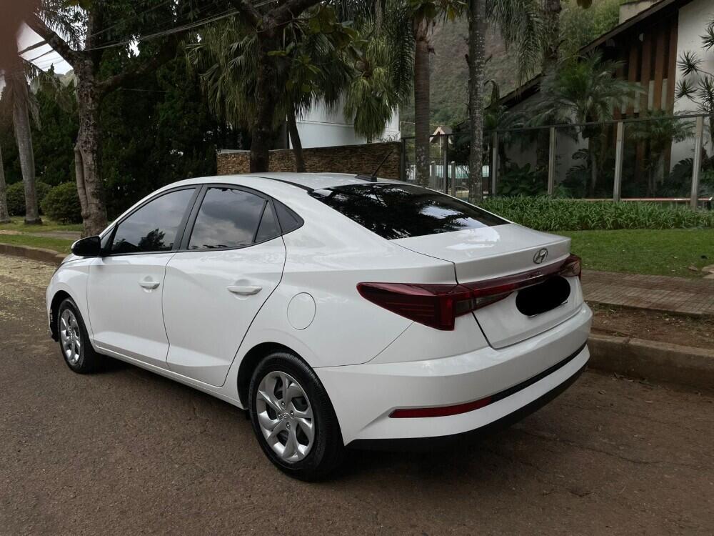 Hyundai HB20 S