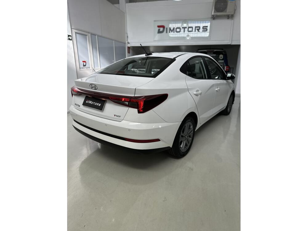 Hyundai HB20 S