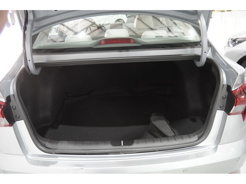 Hyundai HB20 S