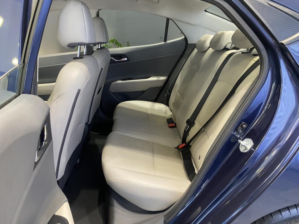 Hyundai HB20 S