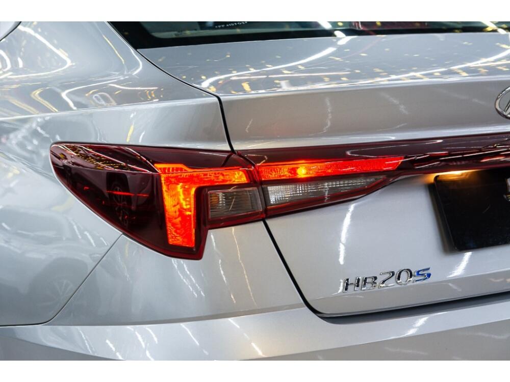 Hyundai HB20 S