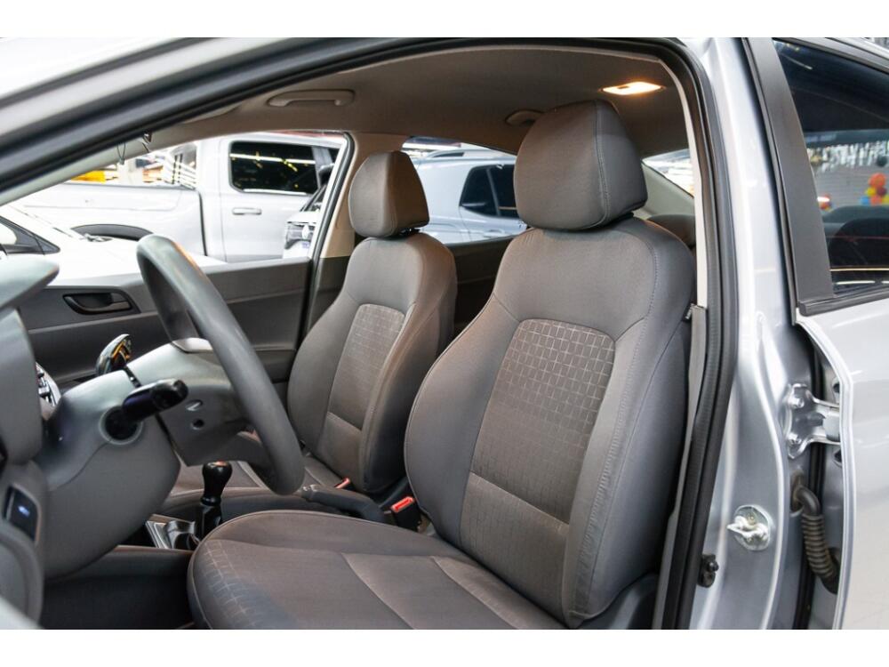 Hyundai HB20 S